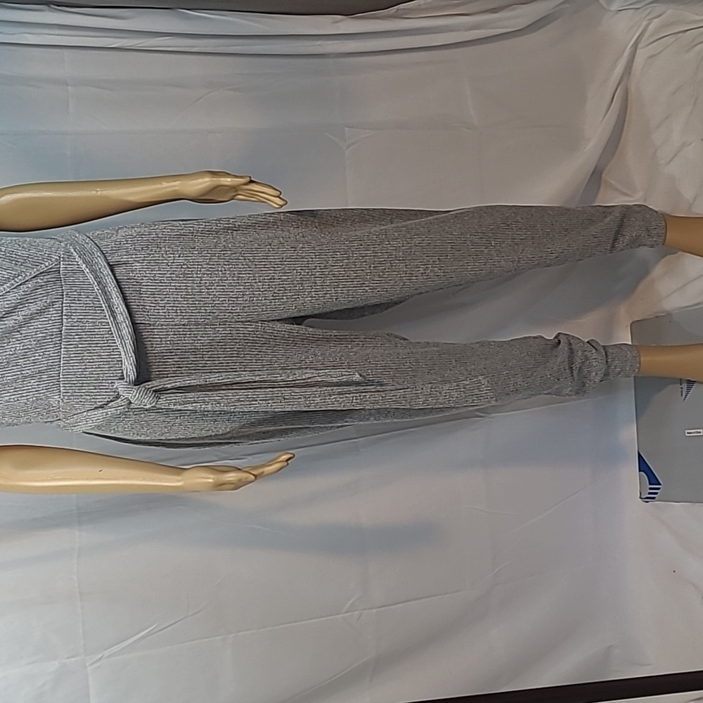 Fashion Nova Women's Sleeveless Jumpsuit
